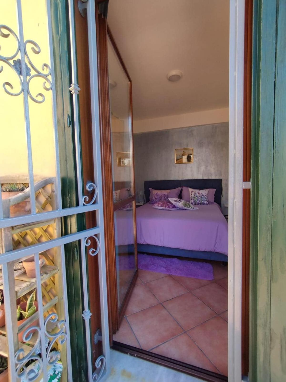 Casa Maria Elena Villa Santa Flavia Exterior photo